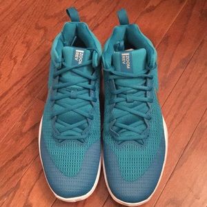 Brand New Nike Zoom Rev TB Promo
